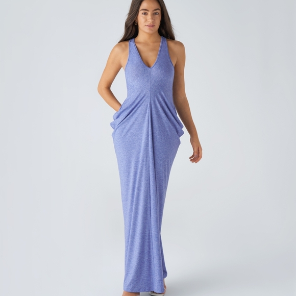 HALARA Dresses & Skirts - NWT Halara Sleeveless Blue Maxi Dress